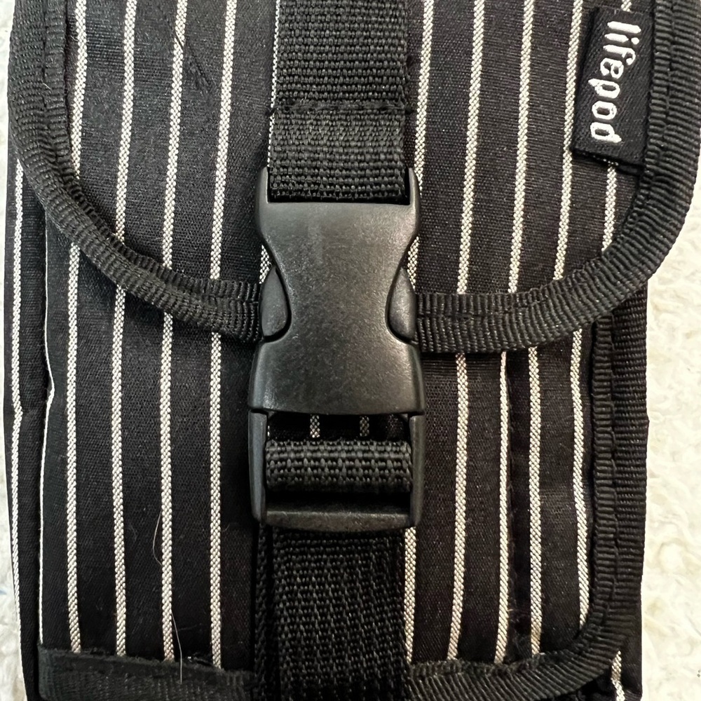 Lifepod Mobile Phone Storage Case (NWOT) - Picture 8 of 10
